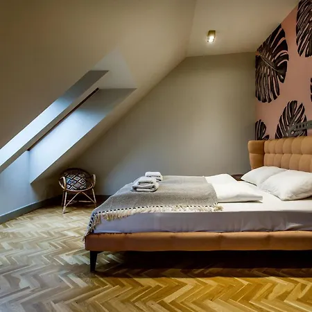 Lägenhet K52 Luxury 4bdrm 4bthrm