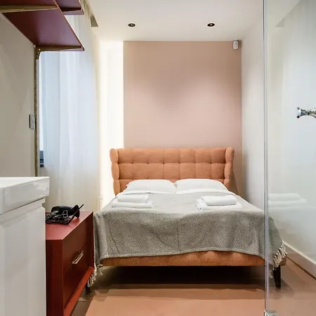 Apartment K52 Luxury 4bdrm 4bthrm Budapest
