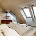 K52 Luxury 4bdrm 4bthrm Apartmán *