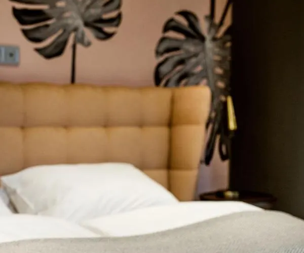 K52 Luxury 4bdrm 4bthrm בודפשט